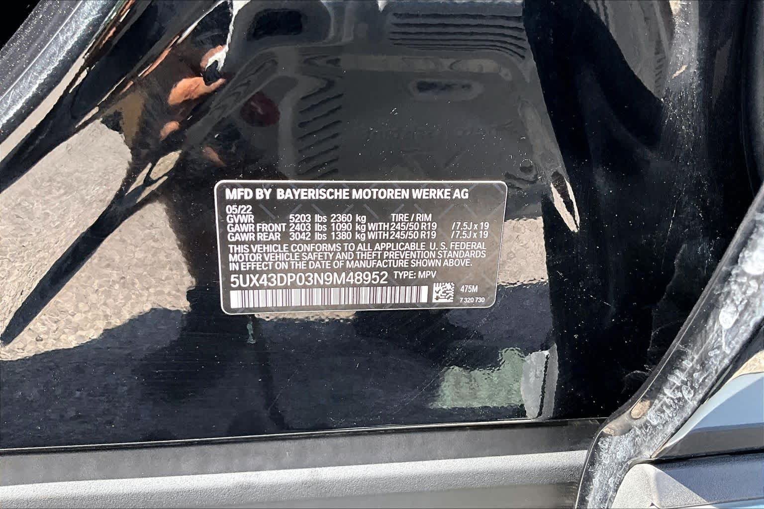 Used 2022 Jet Black BMW sDrive30i image 33