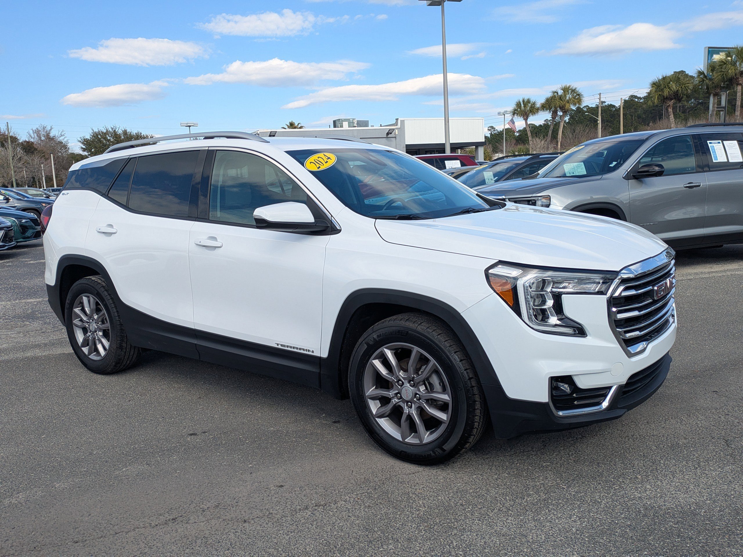 2024 GMC Terrain SLT