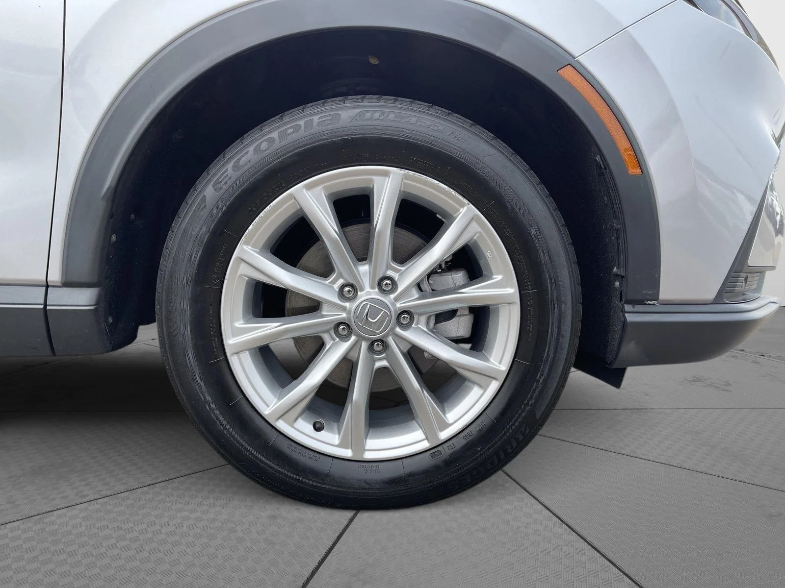 Used 2024 Lunar Silver Metallic Honda EX-L image 24