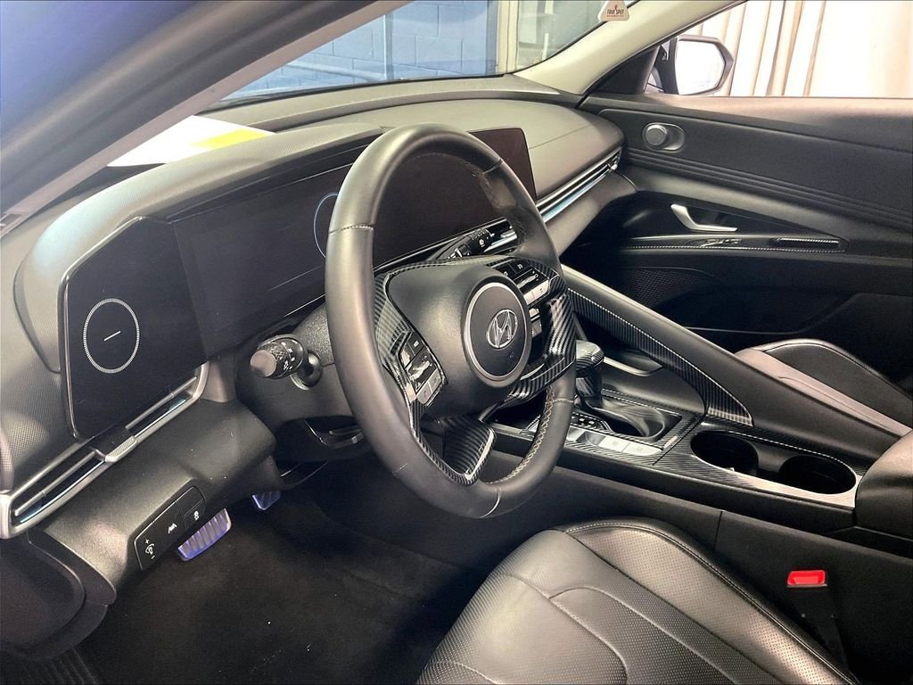 Used 2023 Blue Hyundai Limited image 8