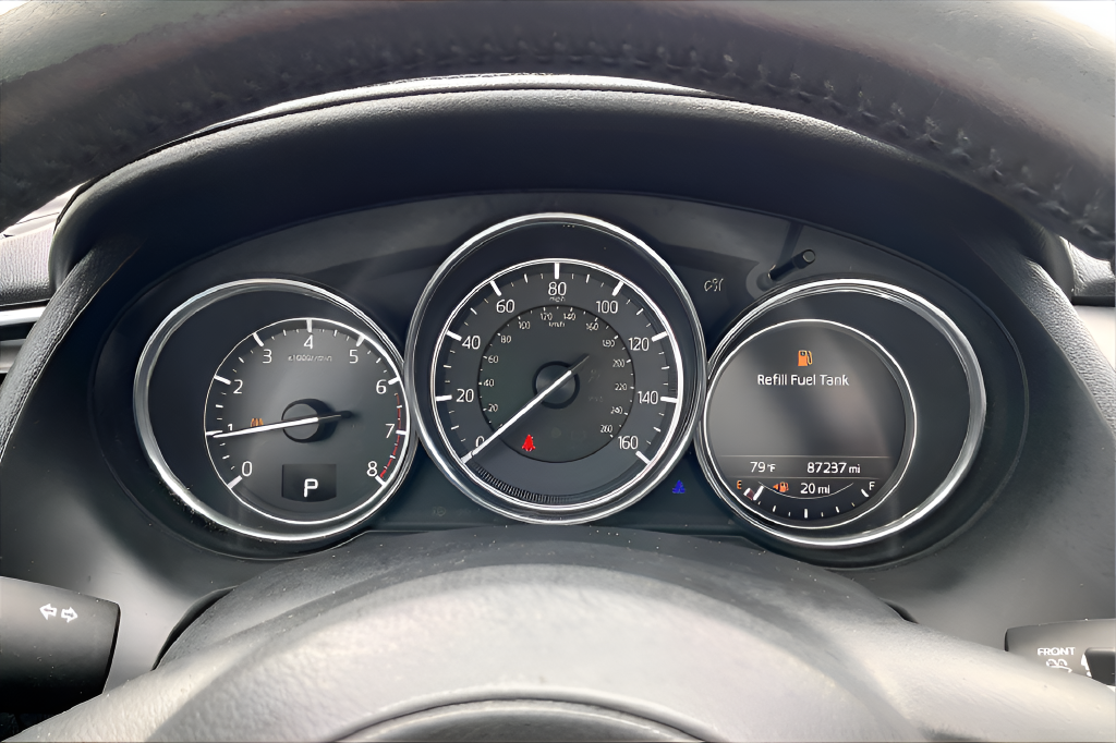 Used 2017 Red Mazda Grand Touring image 12