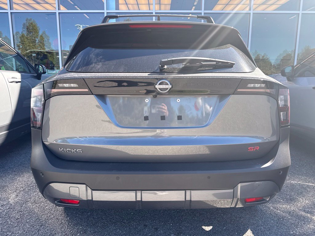 Certified Used 2026 Gray Nissan SR image 5
