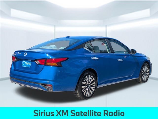 Used 2025 Blue Nissan 2.5 SV image 6