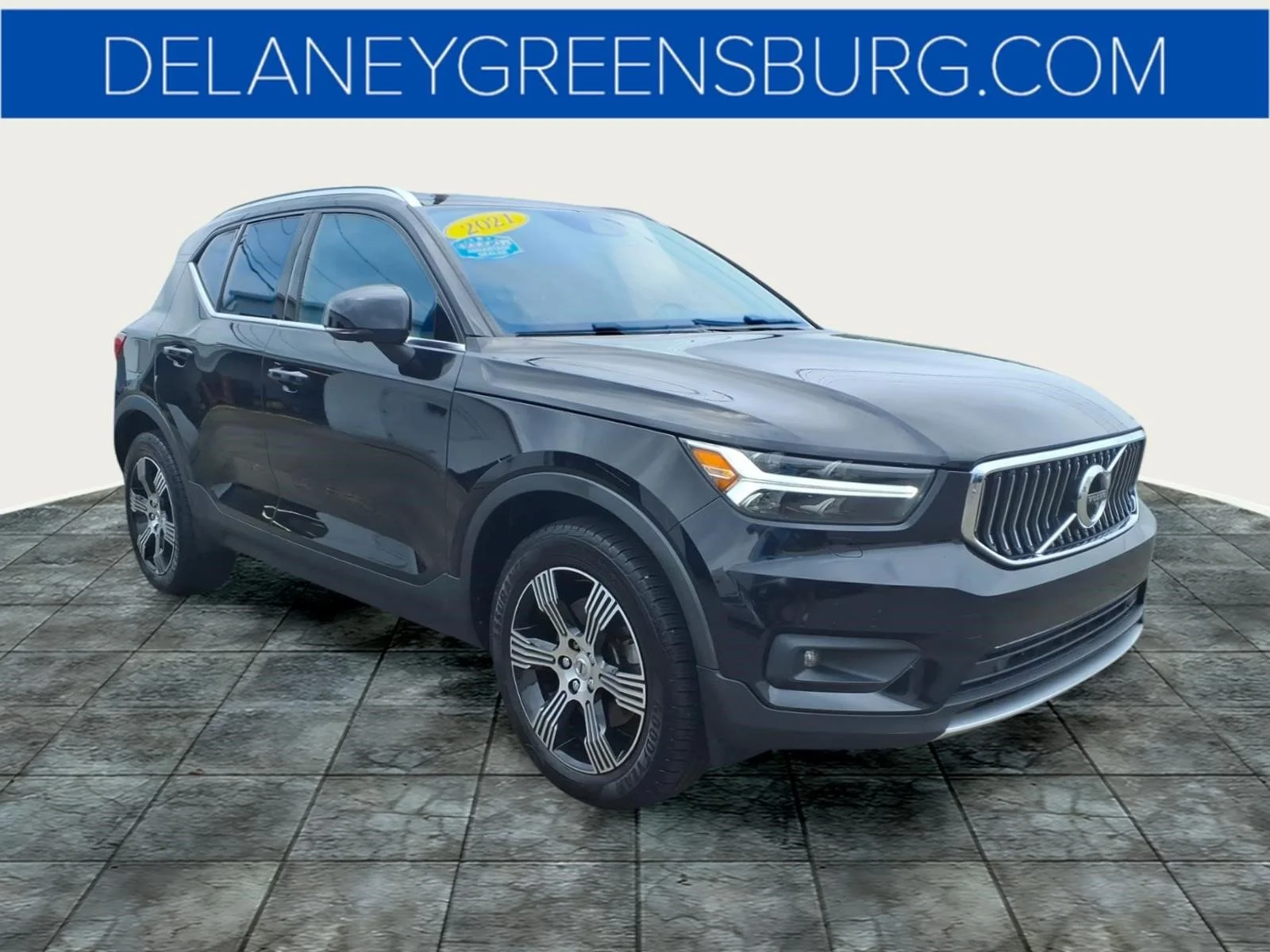 Used 2021 Onyx Black Metallic Volvo T5 Inscription image 1