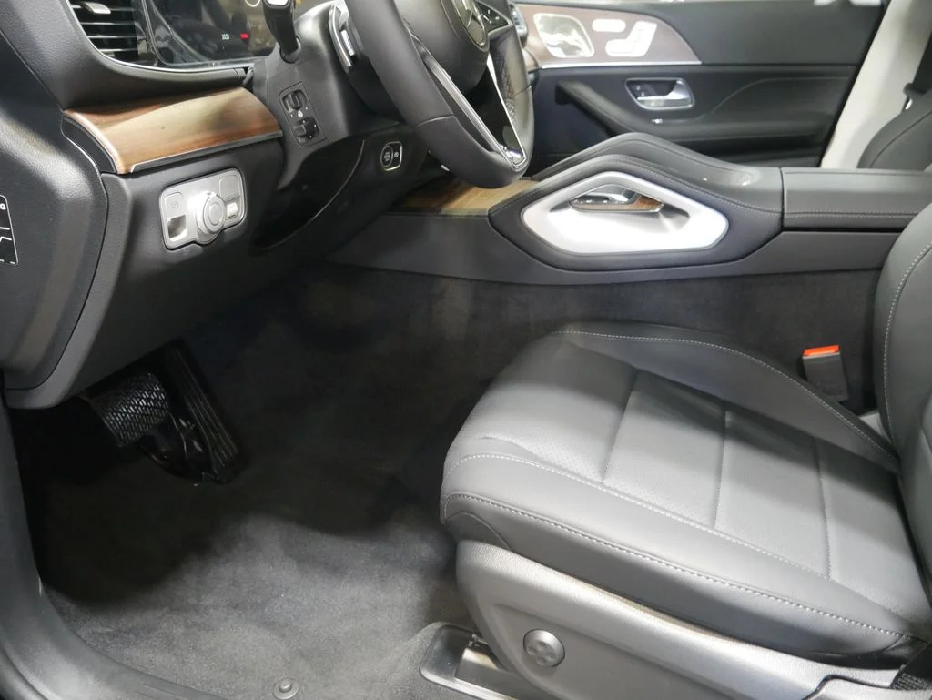 New 2026 Black Mercedes-Benz GLE 350 image 58