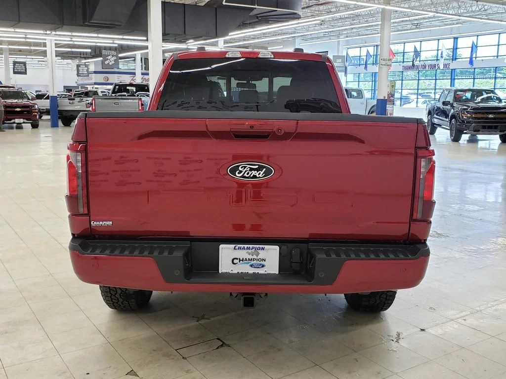 New 2026 Ruby Red Metallic Tinted Clearcoat Ford XLT image 7