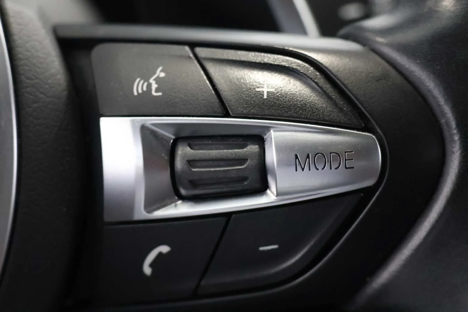 Certified Used 2022 Alpine White BMW sDrive28i image 19