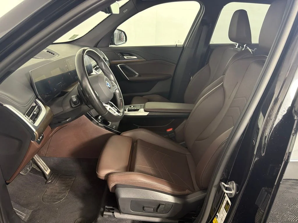 Certified Used 2023 Black BMW xDrive28i image 22