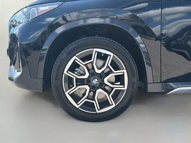 New 2026 Jet Black BMW xDrive28i image 43