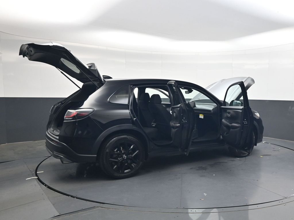 Used 2024  Honda Sport image 38