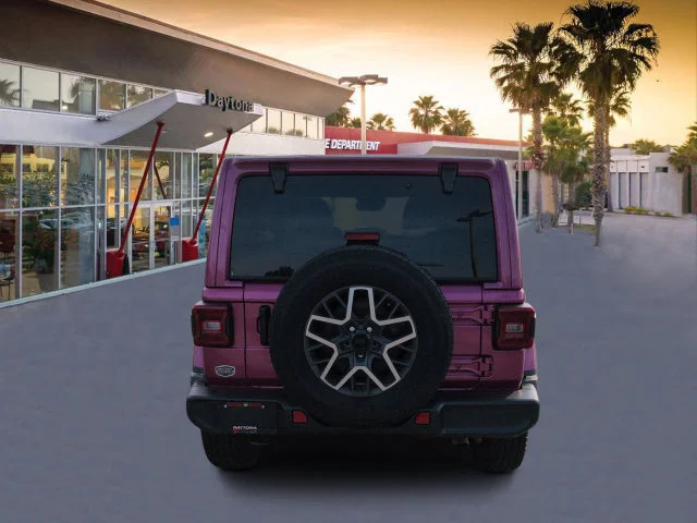 Certified Used 2024  Jeep Sahara image 4