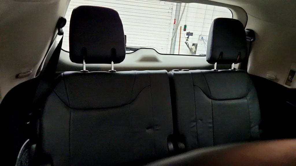 Used 2019 Black Onyx Lexus LX 570 Three Row 4WD w/ Mark Levinson, Rear DVD & Luxury Pkg image 26