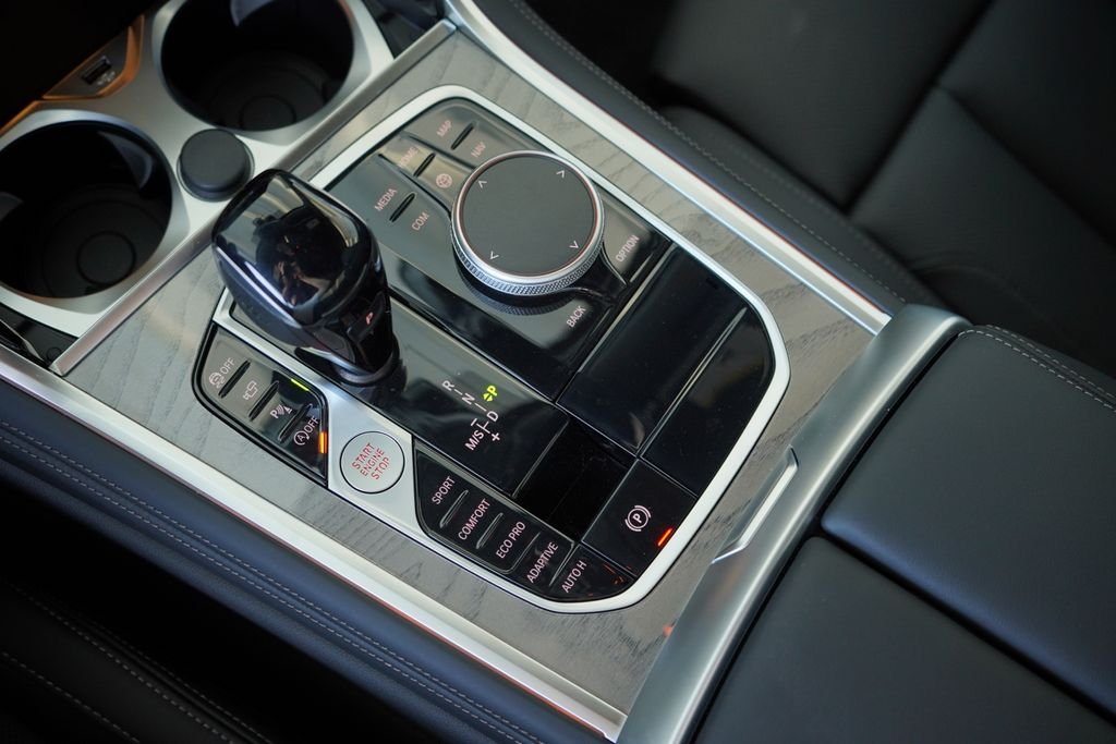 Used 2026 Alpine White BMW 840i image 19