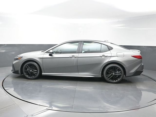 Used 2026  Toyota SE image 4