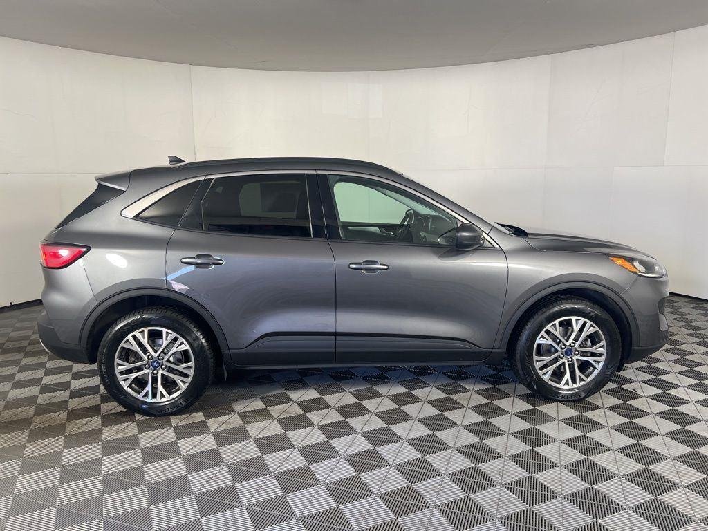 Used 2022 Gray Metallic Ford SEL image 10