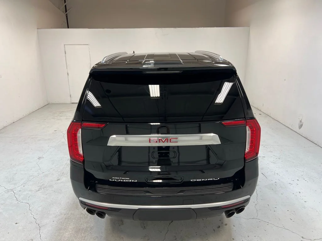 Used 2022 Black GMC Denali image 4
