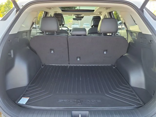 Certified Used 2026 White Kia SX image 9