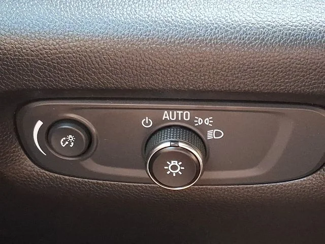 Used 2023 Blue Chevrolet LT image 25