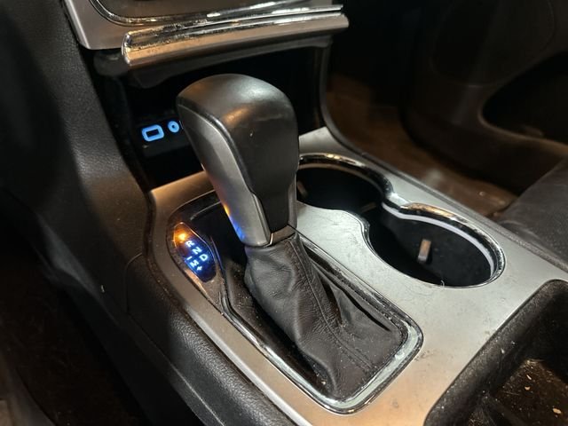 Used 2018 Gray Jeep Altitude image 27