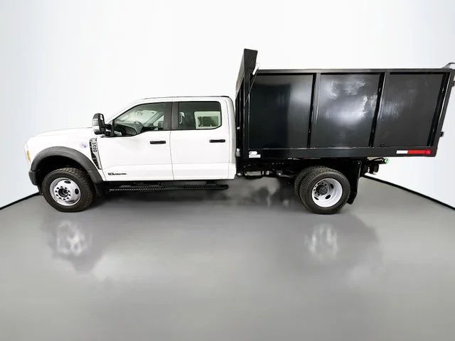 New 2025 Oxford White Ford XL image 4