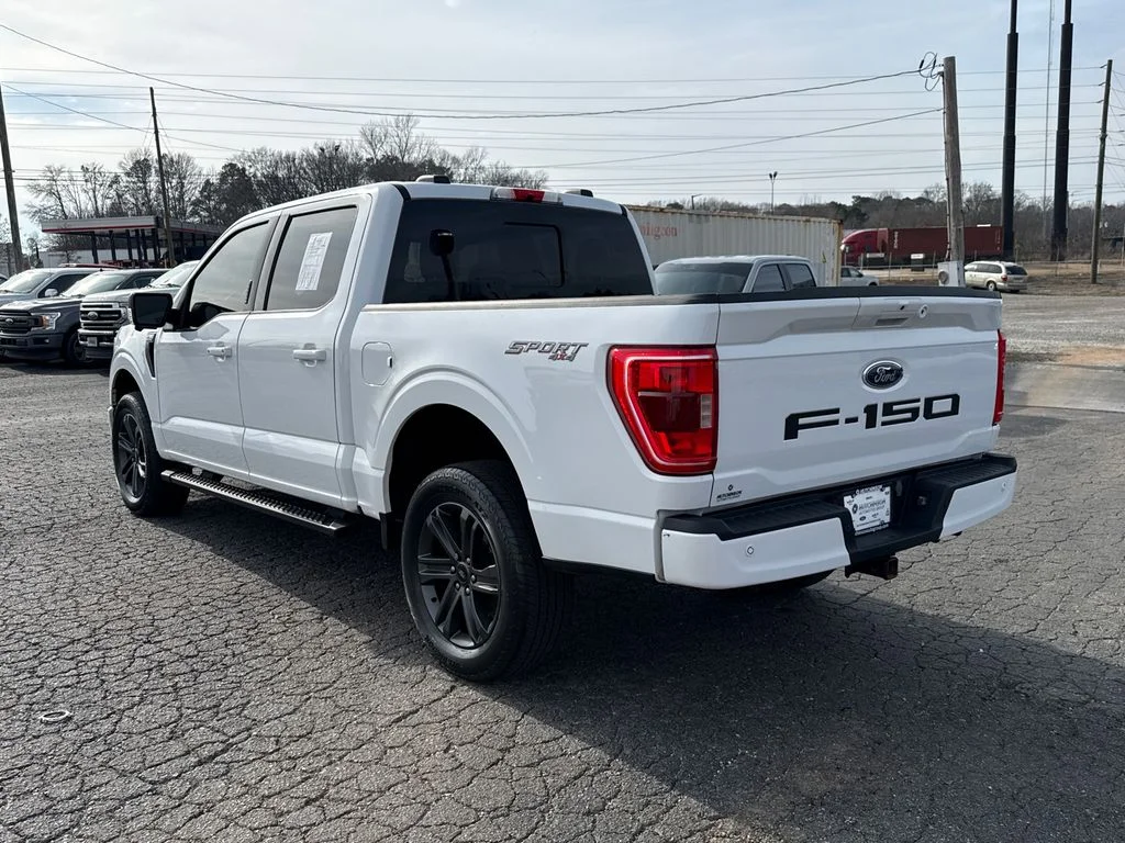 Used 2023 White Ford XLT image 5