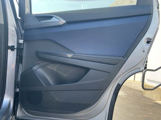 2025 Volkswagen Taos SEL - Photo 46