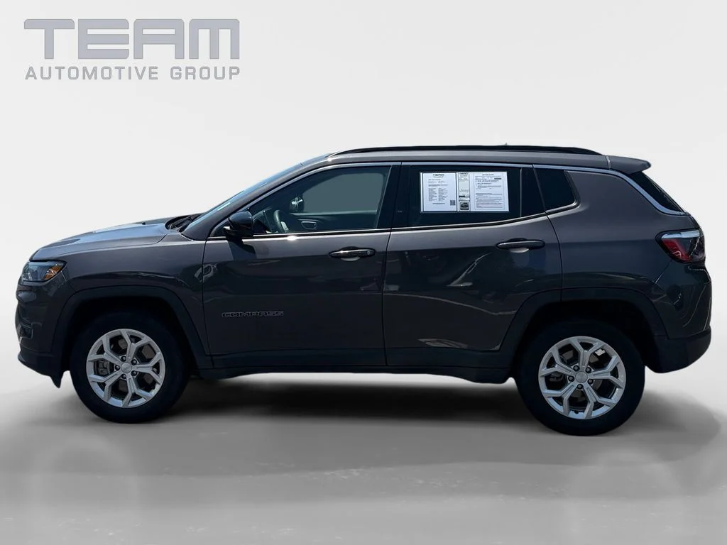 Used 2024 Gray Jeep Latitude image 4