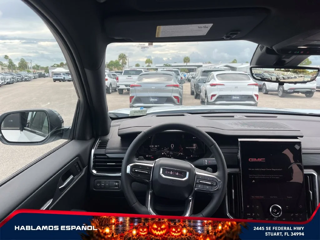 New 2027 Glacier White Tricoat GMC Elevation image 14