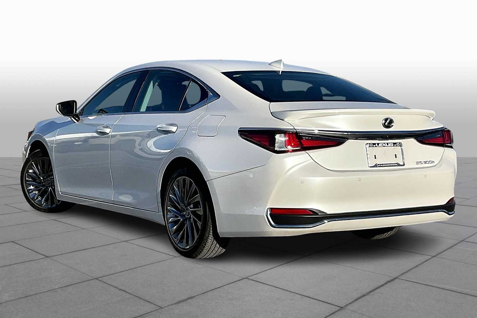 Used 2024 Eminent White Pearl Lexus Luxury image 11