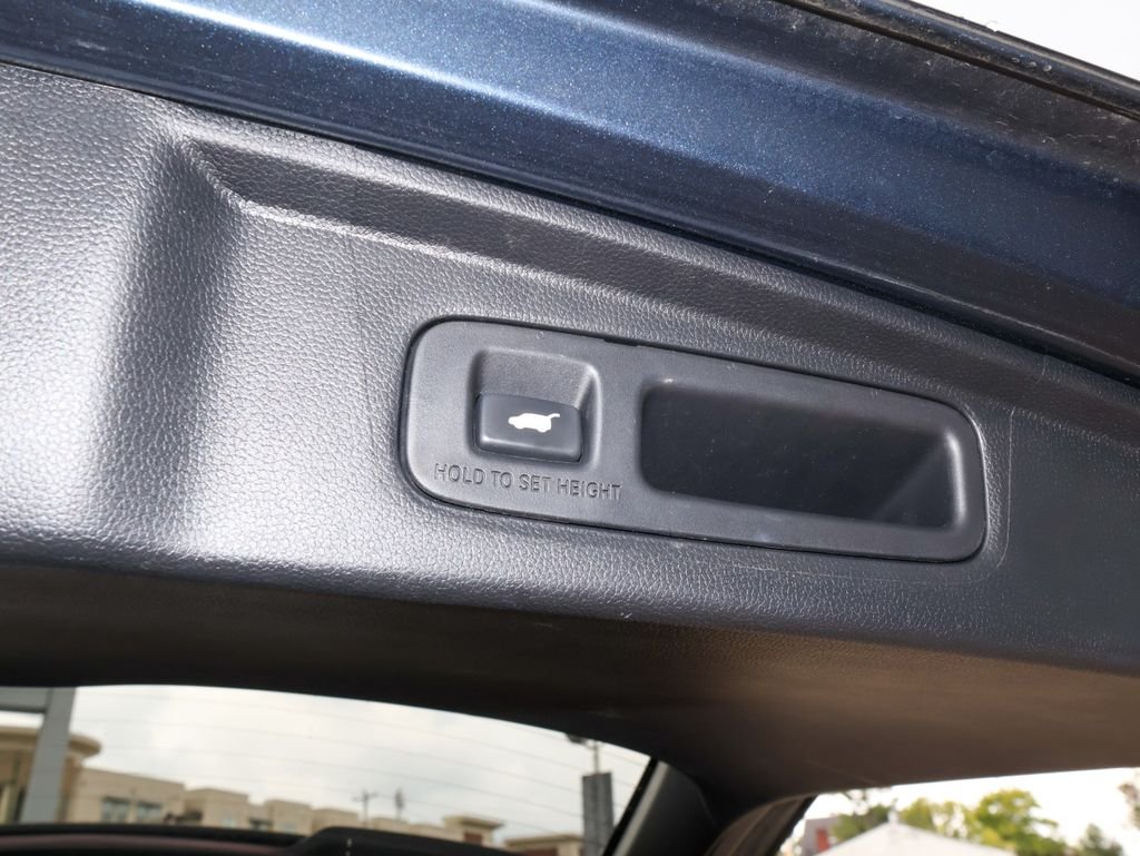 Used 2024 Blue Honda Sport-L image 11