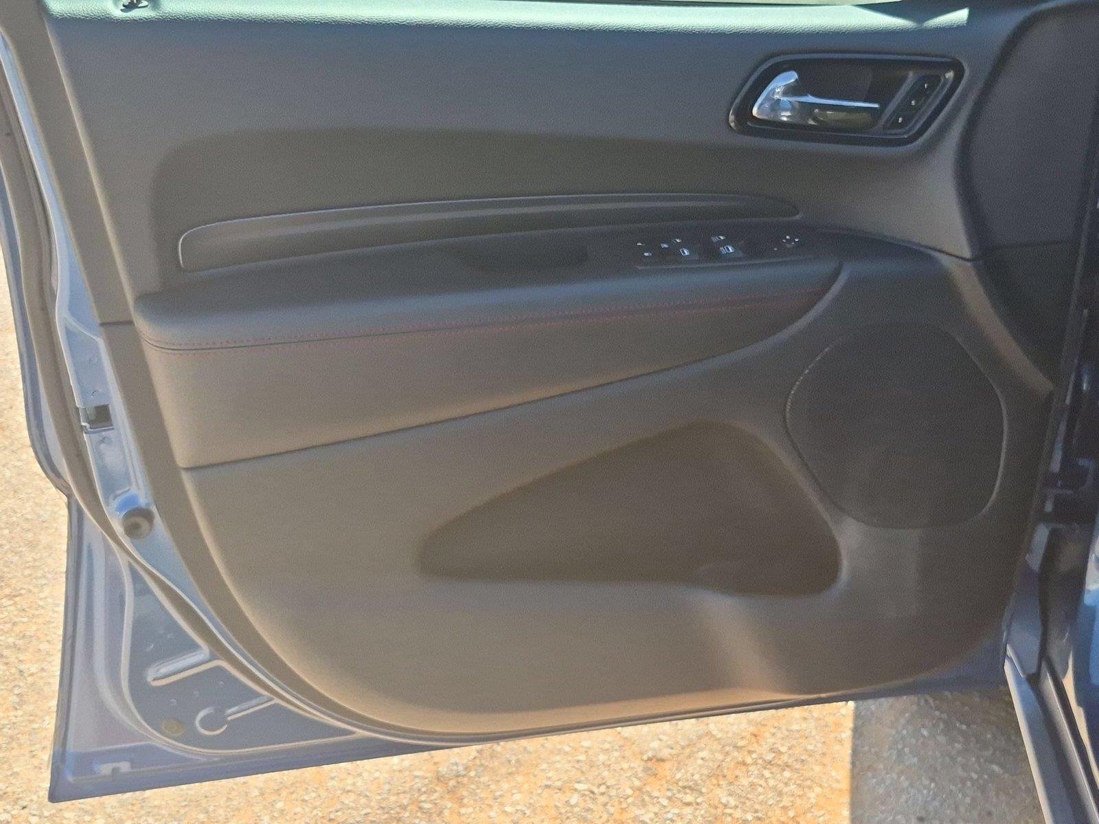 Used 2023 Frostbite Pearlcoat Dodge R/T Plus image 15