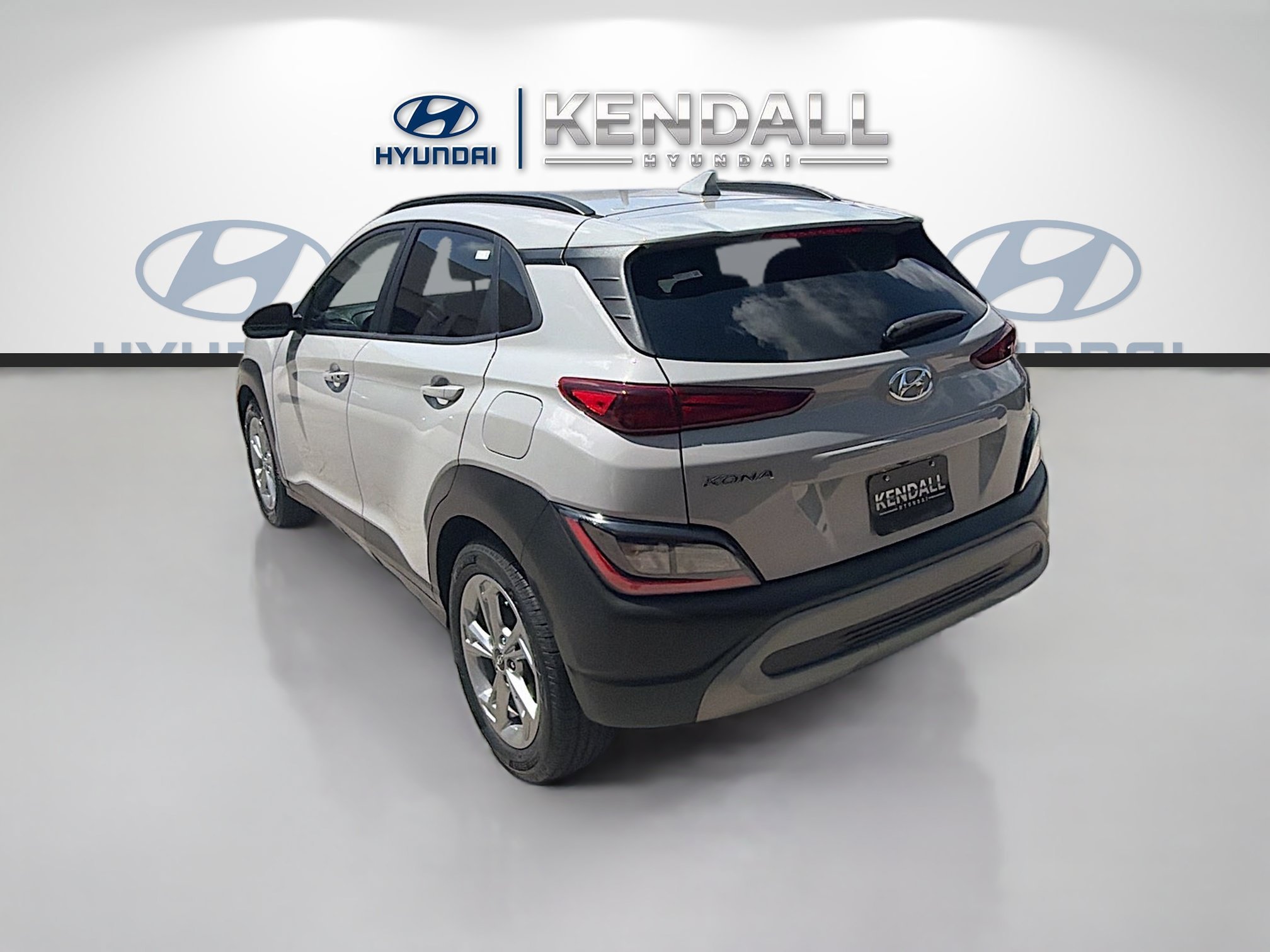 Used 2023 Cyber Silver Hyundai SEL image 4
