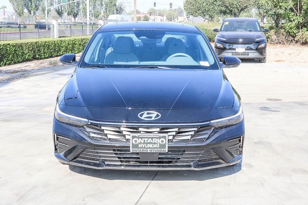 New 2026 Black Hyundai SEL Sport image 2
