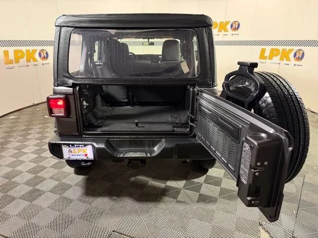 Used 2025 Crystal Metallic Jeep Sport image 9