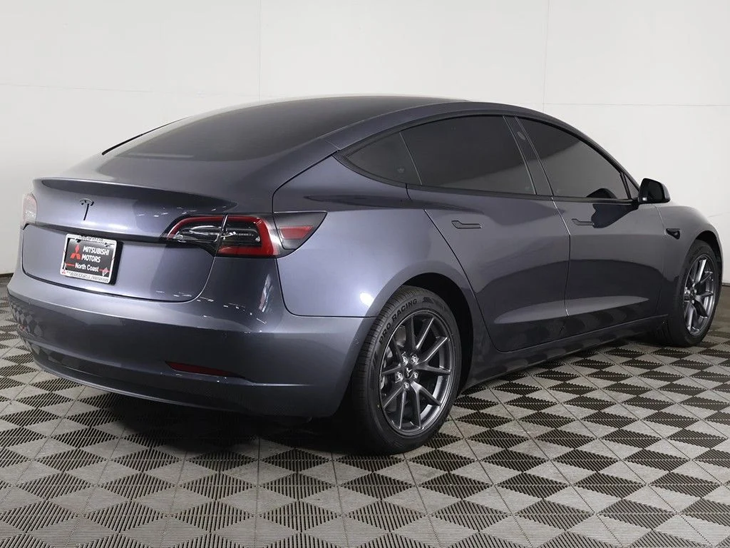 Used 2022 Silver Tesla Long Range image 13