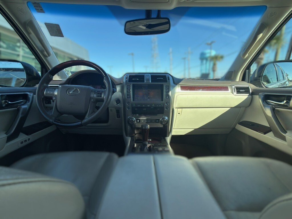 Used 2019 Nebula Gray Pearl Lexus Base image 11