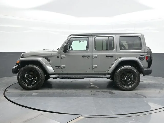 Used 2021 Gray Jeep Unlimited Sahara Altitude image 4