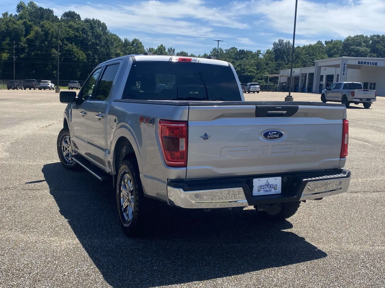 Used 2023 Silver Ford XLT image 5