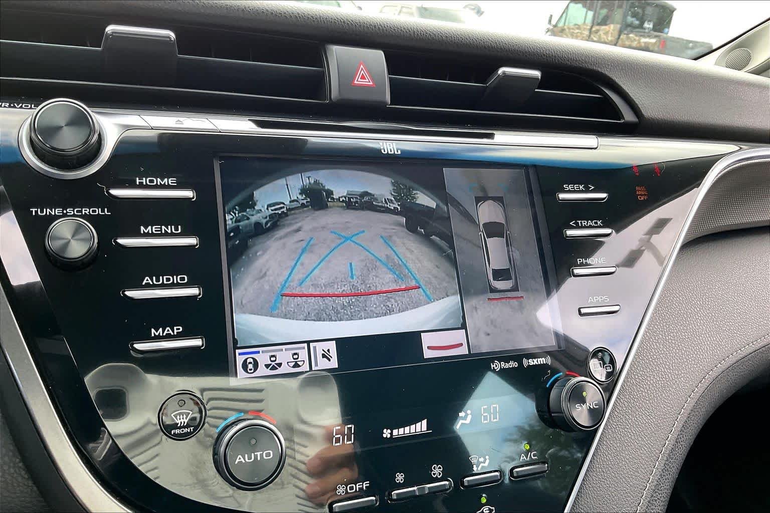 Used 2018 Wind Chill Pearl Toyota XSE V6 image 24