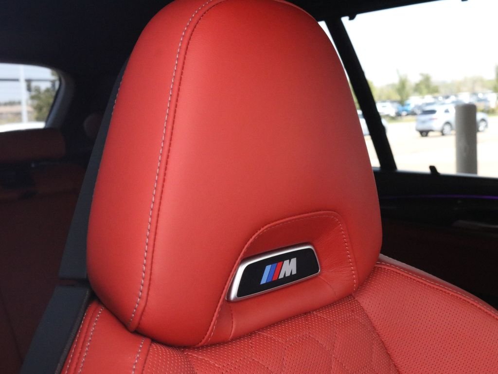 Used 2021 White BMW M image 28