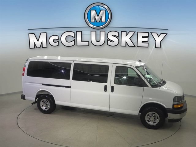2025 Chevrolet Express Passenger LT - Photo 25