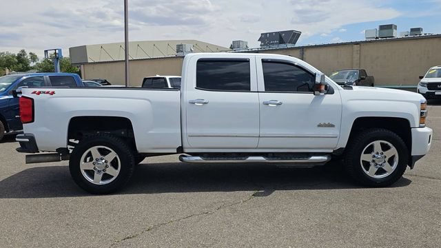 Used 2018 SUMMIT WHITE Chevrolet High Country image 10