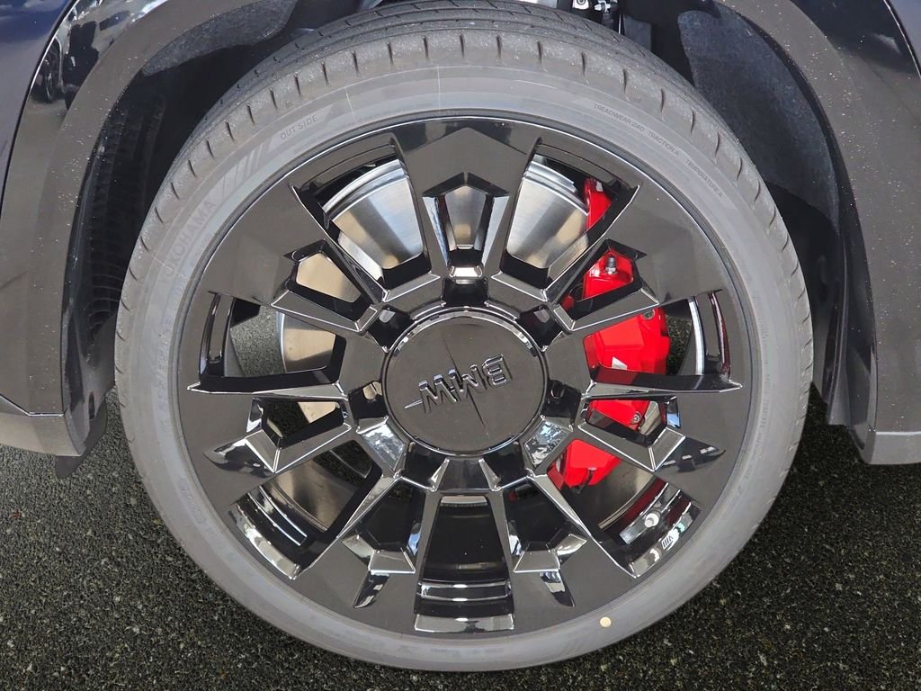 New 2026 Carbon Black Metallic BMW Label image 17