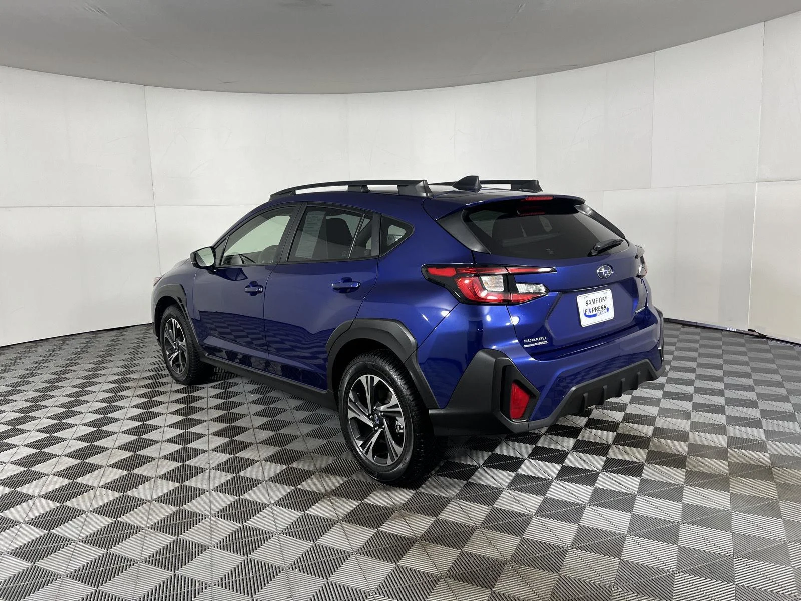 Used 2024 Sapphire Blue Pearl Subaru Premium image 5