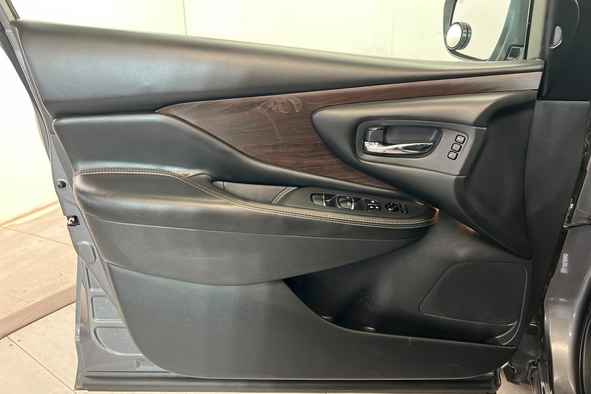 Used 2021 Gun Metallic Nissan Platinum image 15