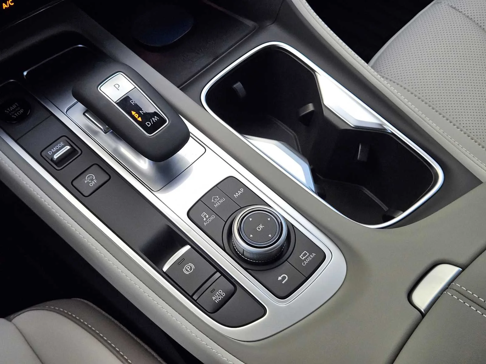 New 2027 GRAPHITE SHADOW INFINITI Sport AWD image 15