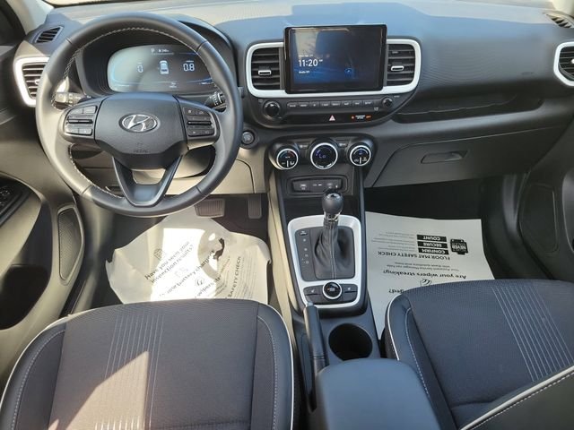 Used 2025 Red Hyundai Limited image 15