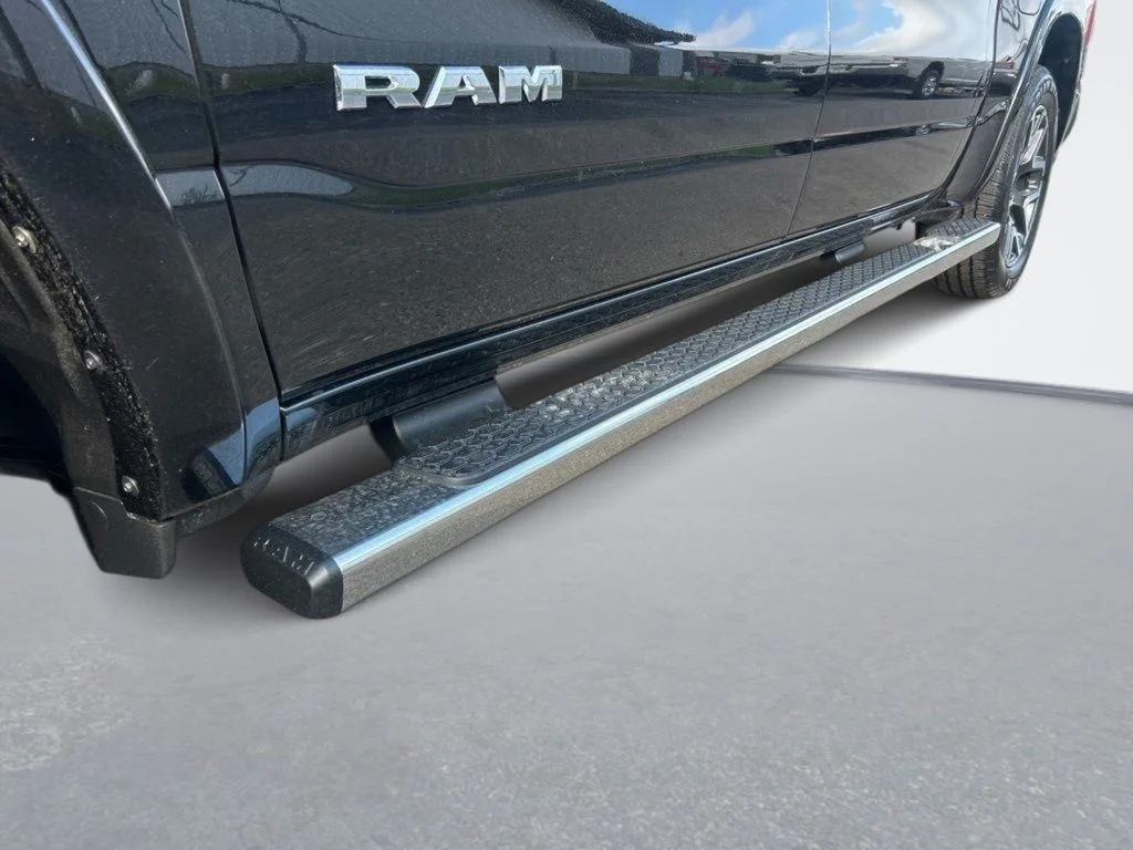 New 2026 Diamond Black Crystal Pearl-Coat Exterior Paint RAM Laramie image 11