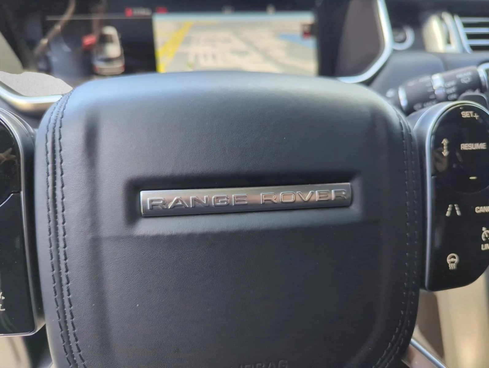 Used 2020 Narvik Black [Blac Land Rover  image 29