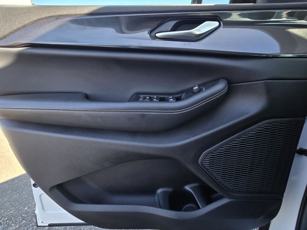 2023 Jeep Grand Cherokee Altitude - Photo 24